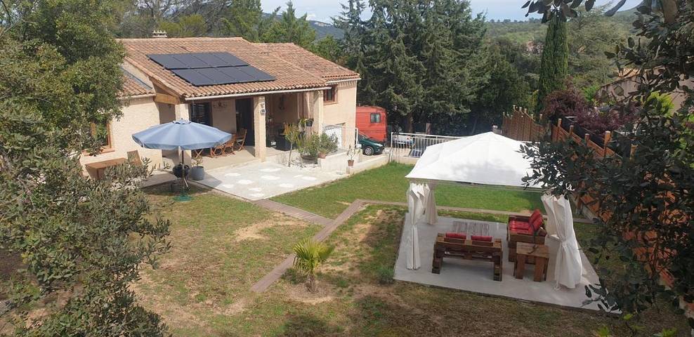 Location de vacances pour 5 personnes, avec vue et terrasse, animaux acceptés à Rians - 4