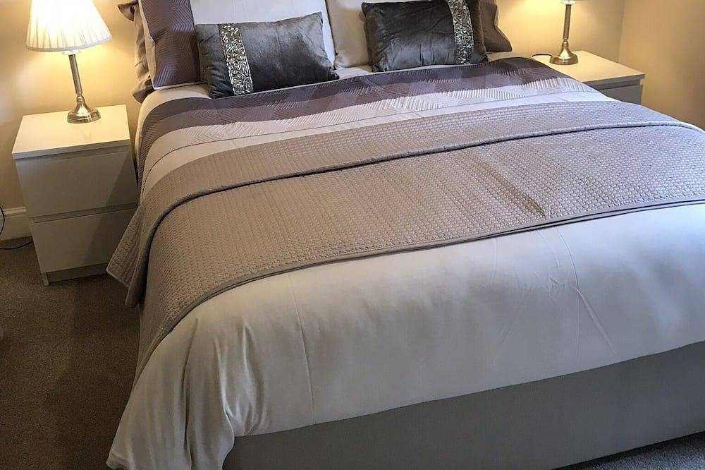 Entire apartment, Apartment 101 Kingsmills Road in Inverness, Highlands
