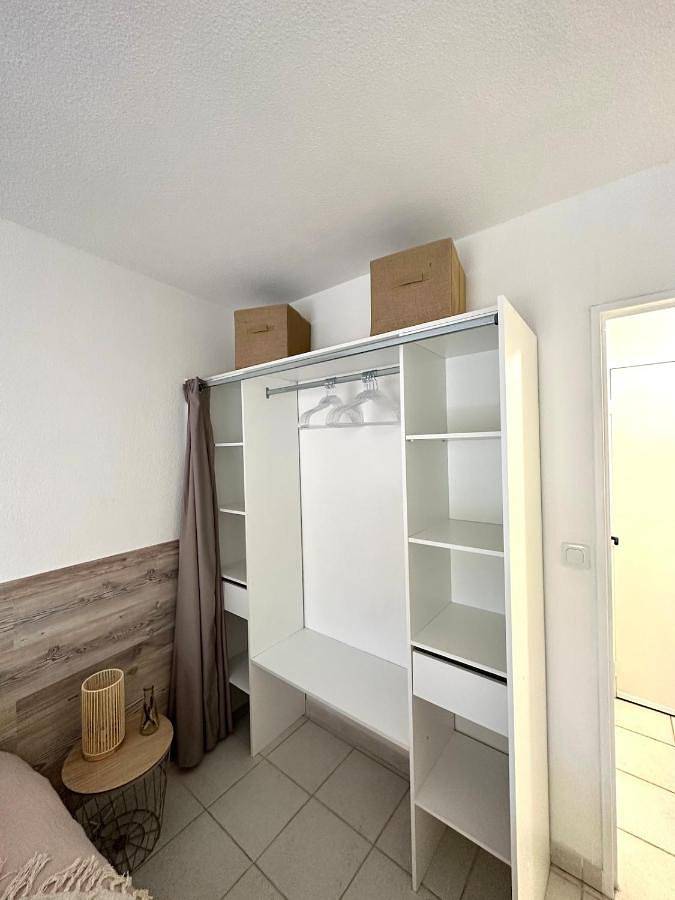 Gîte pour 4 personnes, avec terrasse et vue, animaux acceptés à Port-Saint-Louis-du-Rhône - 2