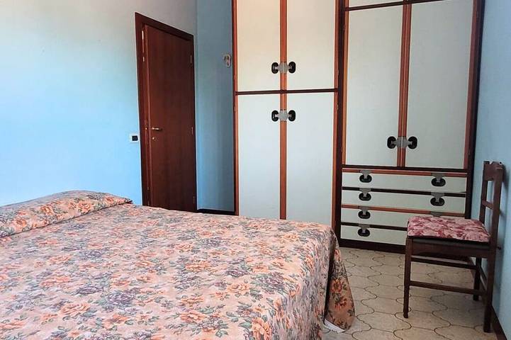 Appartement entier, Cesenatico, spacious four-room apartment with veranda in Cesenatico, Province de Forlì-Cesena