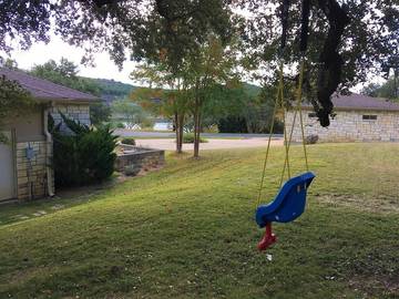 Vacation House for 10 Guests in Lake Travis, Travis County, Picture 3