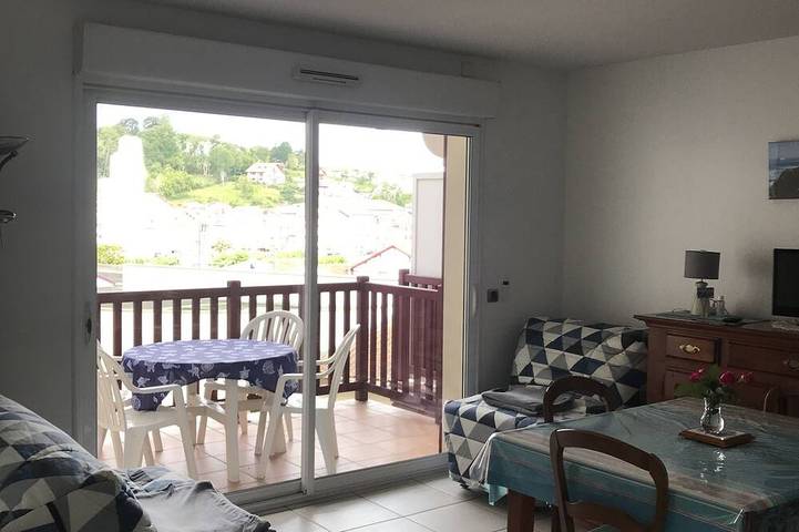 Appartement entier, Appartement T2 face port in Ciboure, Région de Bayonne