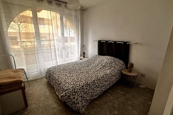 Ganze Wohnung, Miete appt 2 ch 4-6 Pers. Im Erdgeschoss - 10 Minuten zu Fuß von den Thermalbädern entfernt in Lamalou-les-Bains, Béziers und Umgebung