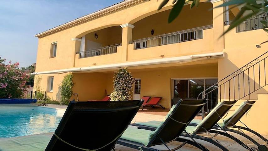 Vakantiehuis voor 8 personen, met zwembad en tuin in Vidauban