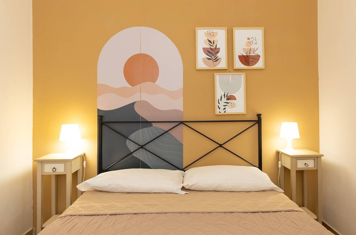 Camera 'Piccolo Paradiso - Camera 2' con terrazza condivisa, giardino condiviso e Wi-Fi in Livorno, Costa degli Etruschi