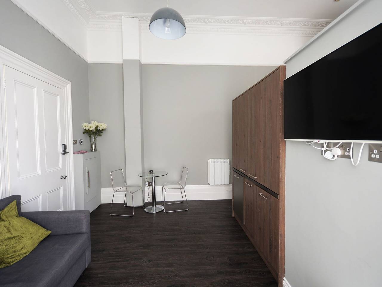 Entire apartment, Helle, erst kürzlich vollständig renovierte (2016) Ferienwohnungen in einem den in Plymouth, South West England