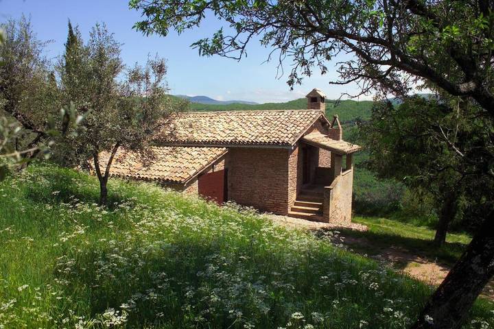 Agriturismo per 5 persone, con Idromassaggio e Giardino nonché Panorama a Spello
