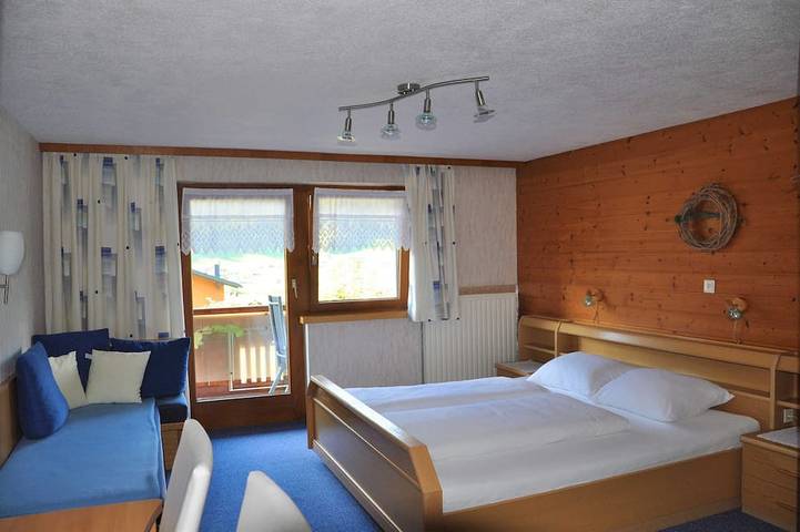 Ferienwohnung für 2 Personen, mit Balkon und Garten in Schoppernau