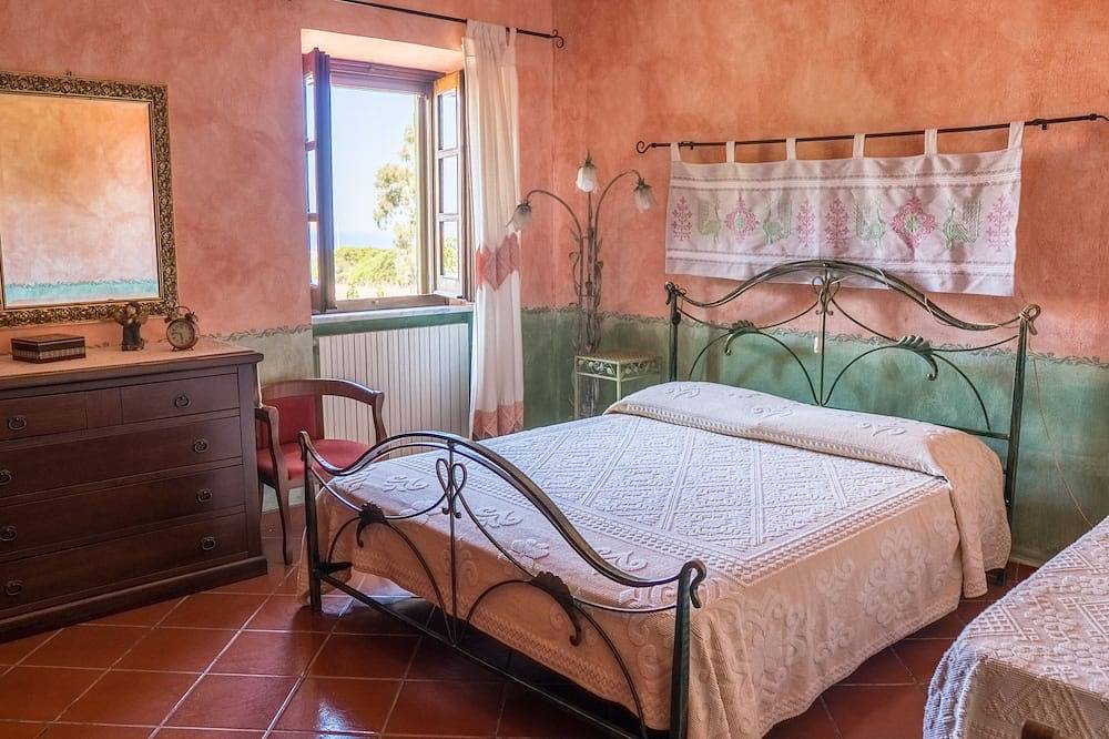 Asphodelen Haus zwischen Meer und Bergen in Cuglieri, Sardinien