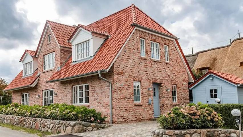 Ferienhaus für 6 Personen, mit Terrasse und Sauna sowie Garten