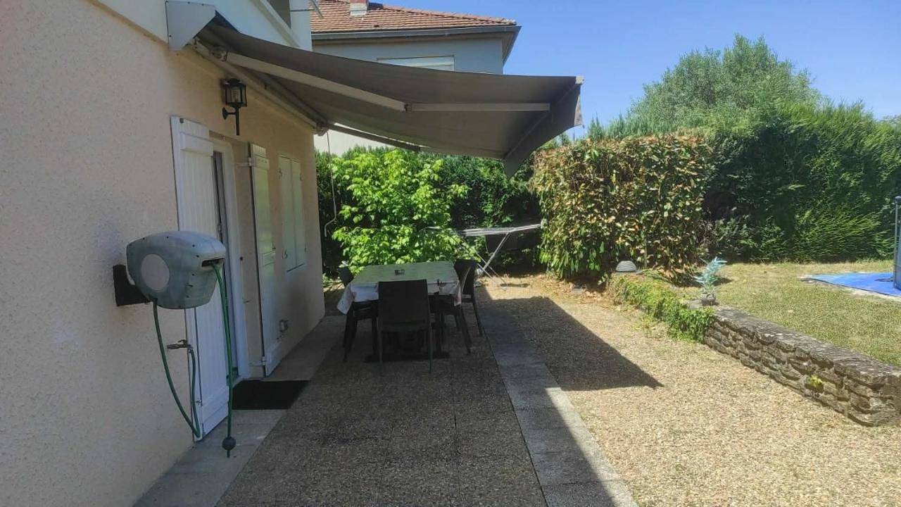 Appartement entier, Convivialetzen in Châtenoy-le-Royal, Région de Chalon-sur-Saône