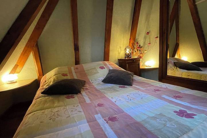Chalet tradicional a 5 minutos de Super Lioran, ideal para sus vacaciones de montaña. in Saint-Jacques-des-Blats, Región de Aurillac
