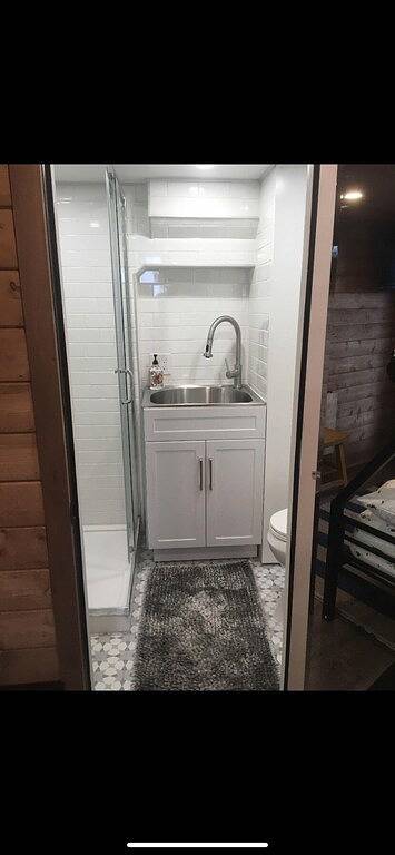 Cabin for 2 people, with terrace in Flathead Lake