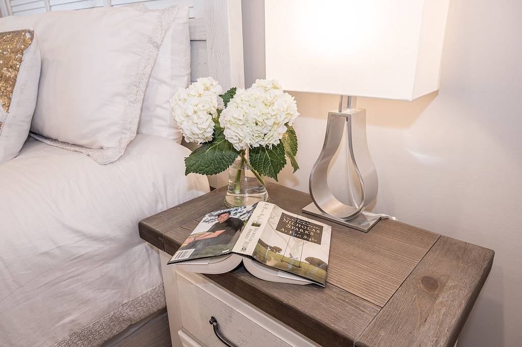 Private Dock on the canal, and 3 min. drive to the beach. Beautiful Views! in Oak Island (NC), Brunswick County