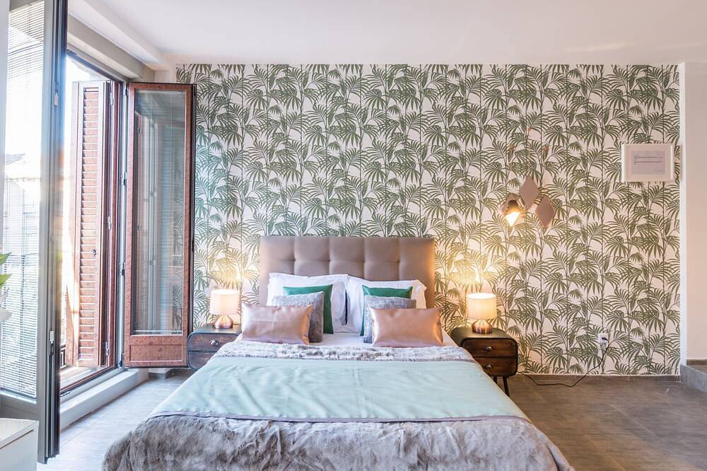 Entire apartment, Santa Ana Boutique Ii apartment in Madrid in Centro (Madrid), Madrid