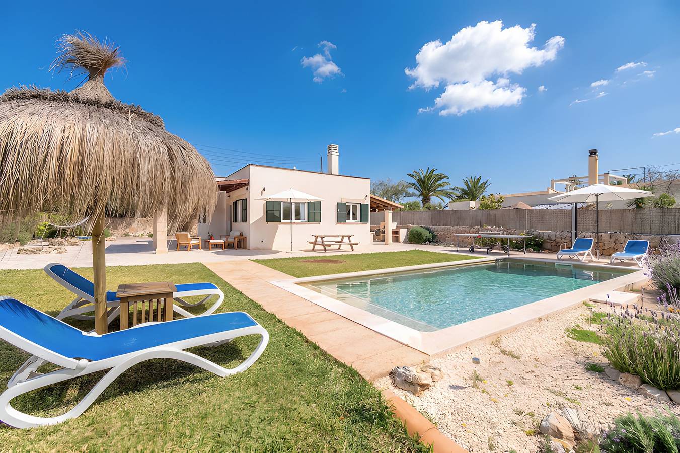 Villa 'Las Estrellas Cala Llombards' mit Meerblick, Wi-Fi und Klimaanlage in Cala Llombards, Santanyí
