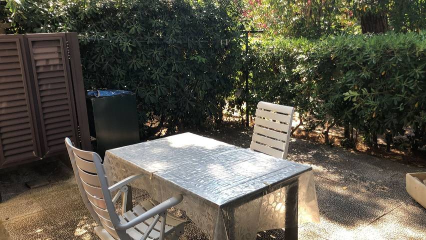 Ferienwohnung für 2 Personen, mit Terrasse in Marina di Campo