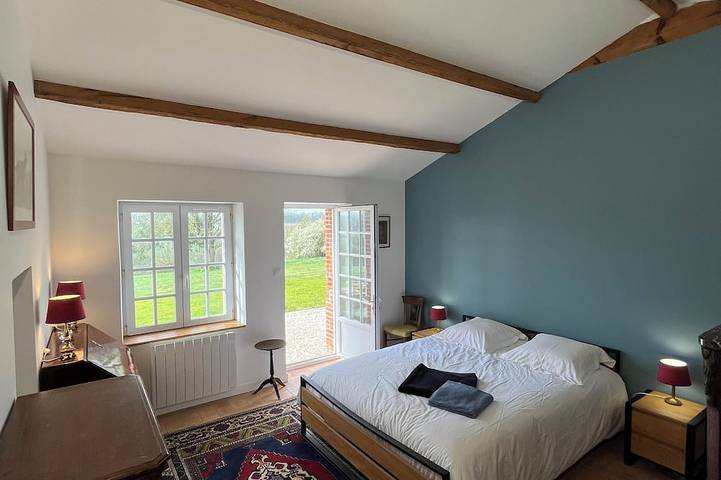 Location de vacances pour 16 personnes, avec piscine à Beaulieu-sous-la-Roche - 2