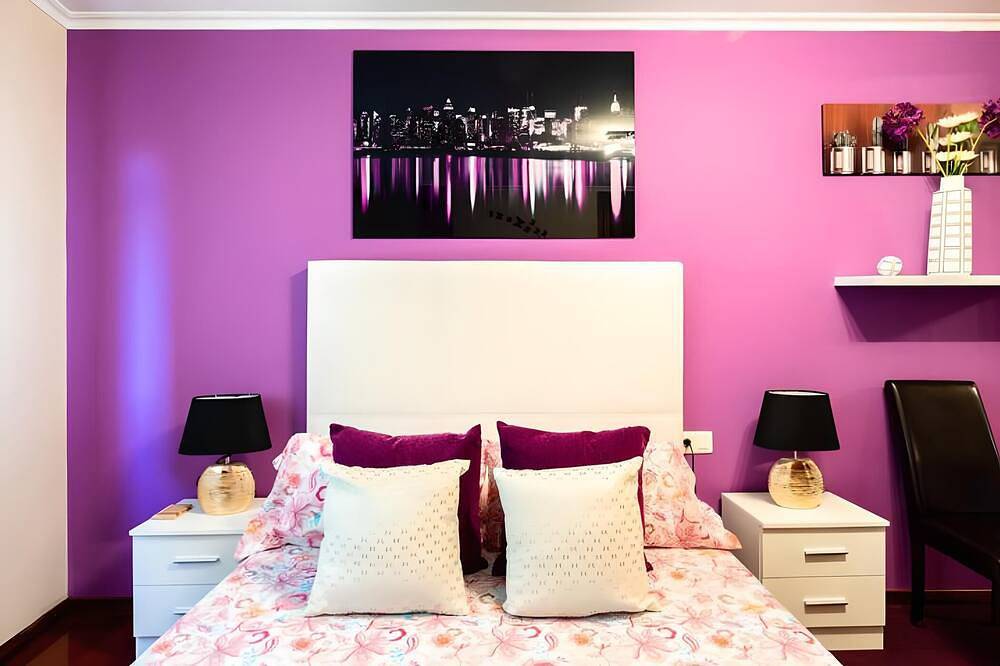 Apartamento entero, ✰ Confort y diseño en el centro de Ponteareas ✰ Amplio garaje / Wifi / Netflix in Puenteareas, Provincia de Pontevedra