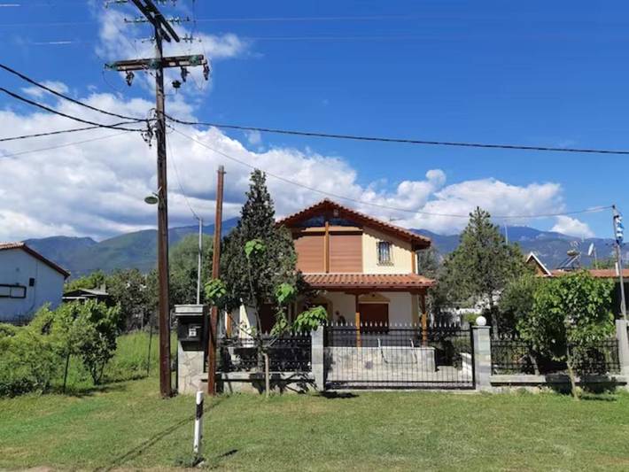Landhaus für 3 Personen, mit Terrasse und Ausblick sowie Garten - 1