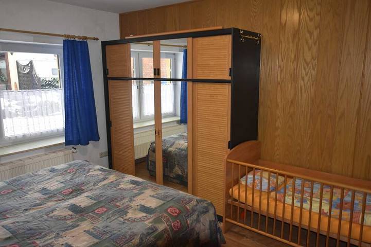 Ganze Wohnung, Nr.2 / 3-Raum-Ferienhaus (65m², 2-5 Pers.) - Ferienhäuser Alt Farpen am Salzhaff in Blowatz, Neuburg
