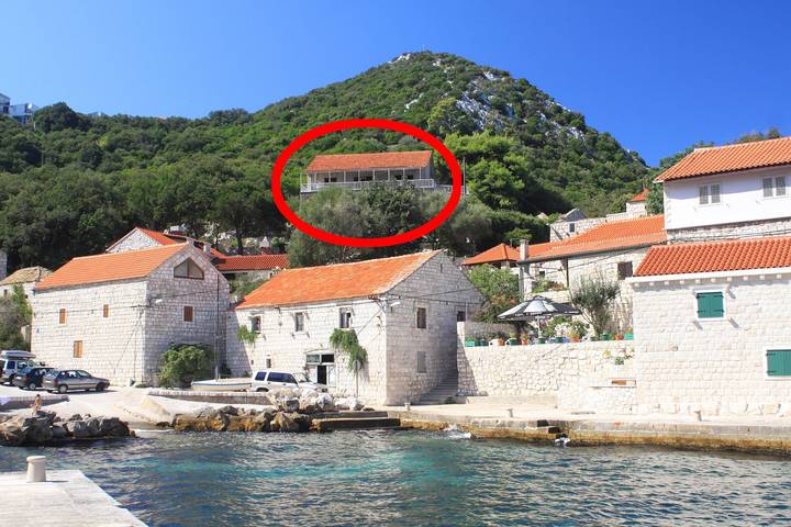Gîte pour 3 personnes, avec balcon/terrasse dans Lastovo - 2