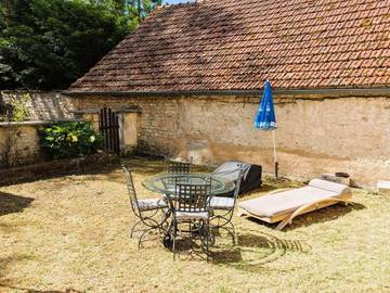 Gîte pour 4 Personnes dans Molosmes, Arrondissement d'Avallon, Photo 1