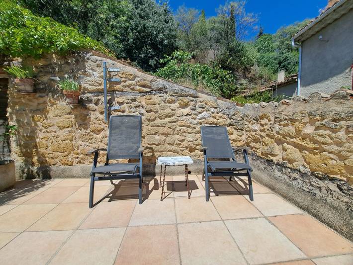 Appartement entier, Maison de vacances 'Maison Des Trois Soeurs' avec vue sur les montagnes, Wi-Fi et climatisation in Cadenet, Parc naturel régional du Luberon