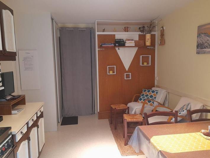 Gîte pour 5 personnes, avec vue et jardin dans Office De Tourisme Des Eaux Bonnes - 4
