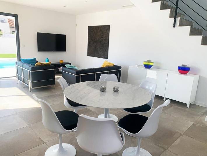 Location de vacances pour 6 personnes, avec vue ainsi que jardin et piscine à Villeneuve-de-la-Raho - 4