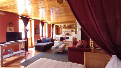 Gîte pour 3 personnes, avec balcon dans Office De Tourisme De Briancon