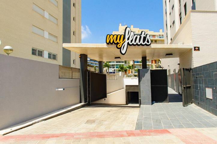 Apartamento de vacaciones para 6 personas, con piscina para niños y piscina además de jardín y vistas, Familias con niños - 1
