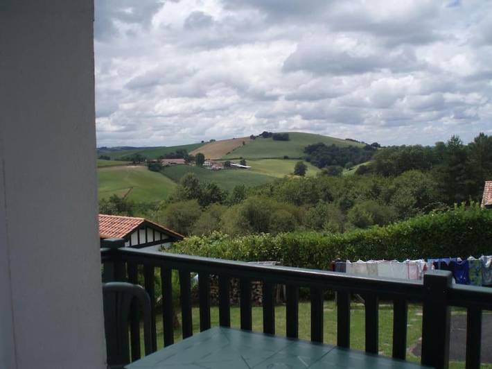 Gîte pour 2 personnes, avec vue et balcon à Bardos - 3