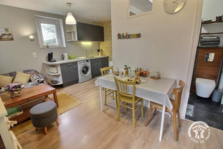 Gîte pour 3 personnes, avec jardin à Pordic - 2