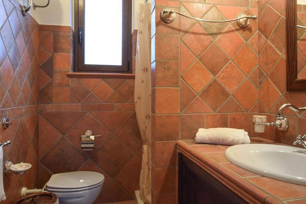 Amazing home in San Marco D'Alunzio with Wifi in San Marco d'Alunzio, Messina Provinz
