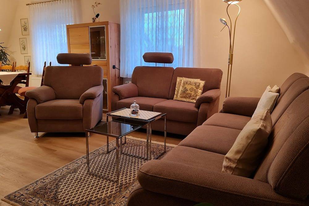 Ganze Wohnung, Gemütliche Ferienwohnung in ruhiger Lage in S-Bahnnähe im Hamburger Umland priv. in Buxtehude, Altes Land Stade