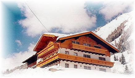 Ferienhaus für 4 Personen, mit Balkon und Terrasse sowie Ausblick im Lechtal - 2