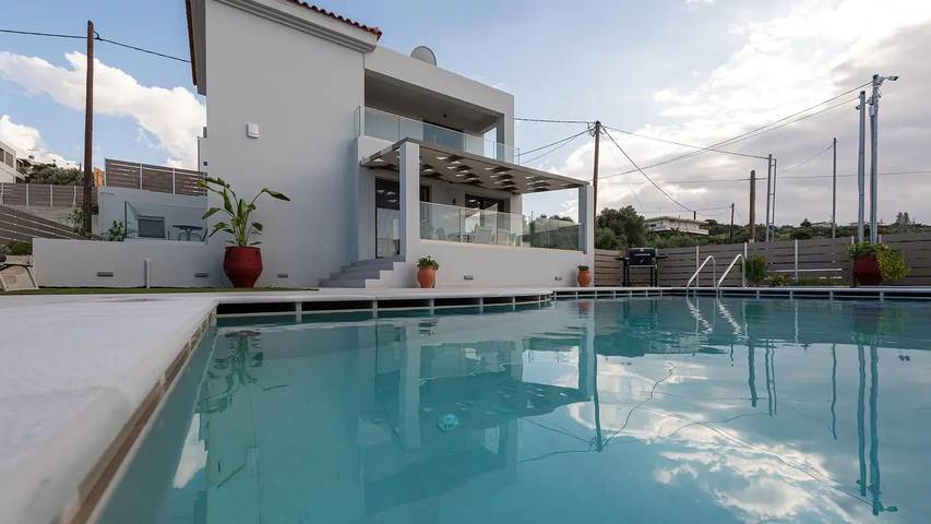 Ferienhaus für 7 Personen, mit Garten und Pool