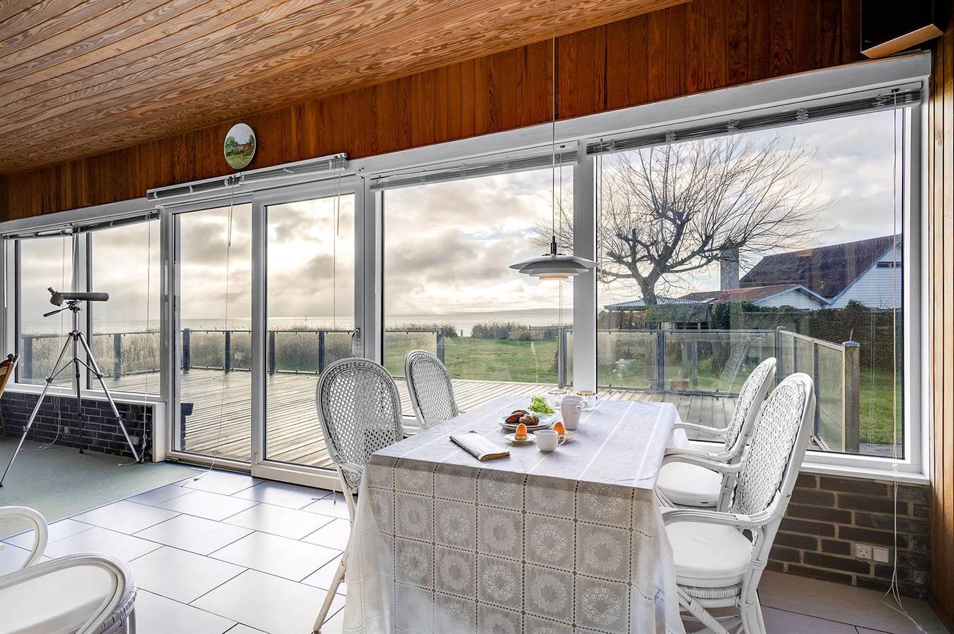 Pet friendly home in Knebel with house sea view in Skødshoved, Knebel