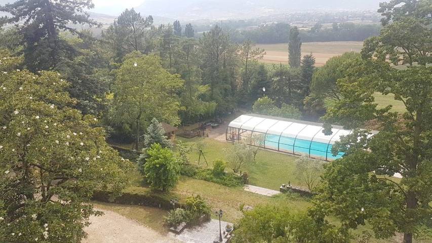 Chambre d’hôte pour 7 personnes, avec jardin ainsi que vue et piscine en Ardèche - 2