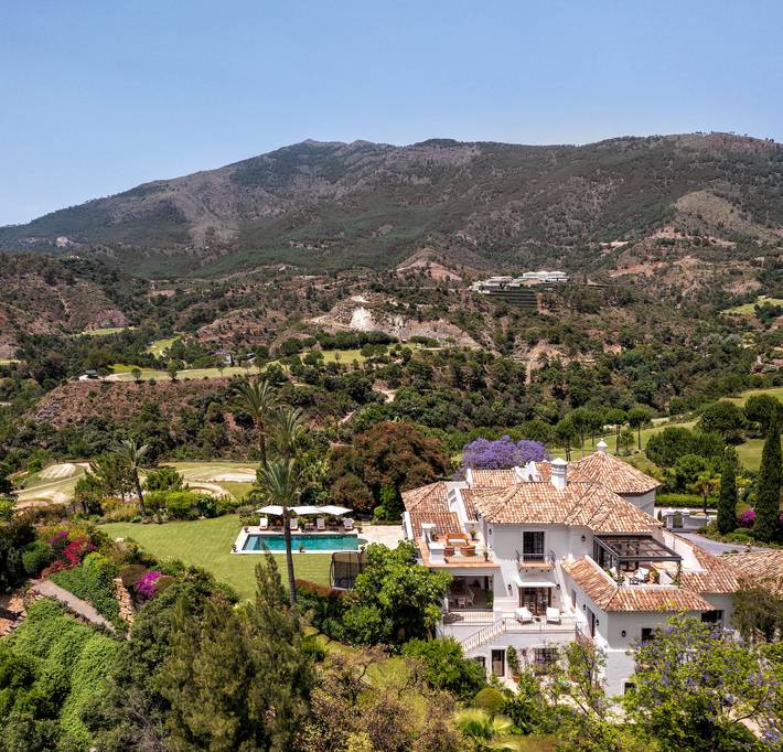 Villa für 14 Personen mit Balkon in Val de Guadalmina, Benahavís