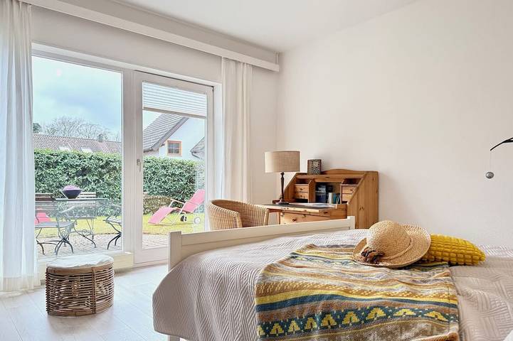 Ganze Wohnung, Ferienwohnung Seezeit1 -mit hellem Wintergarten für seenahe Erholung am Bodensee in Nonnenhorn, Bayerisch Schwaben