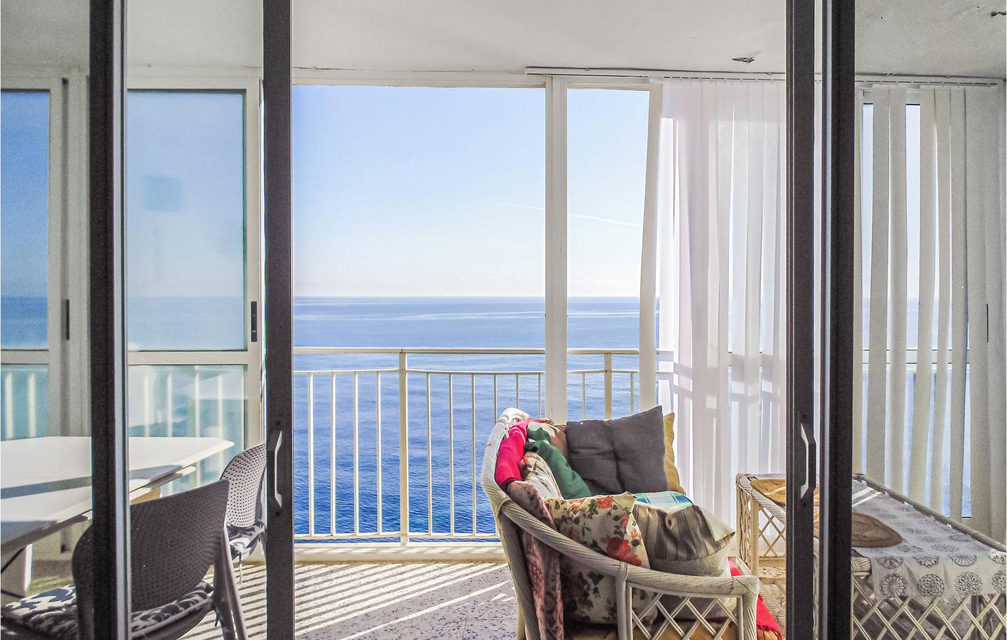 Appartement de vacances entier, Appartement avec vue sur l'océan : AC, Table de cuisson, 1.5km de la plage in Torrevieja Centre, Torrevieja