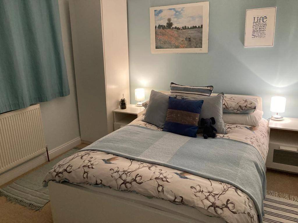 Double Room with Shared Bathroom in Cornwall