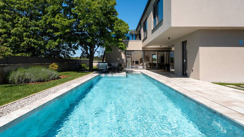Villa für 6 Personen, mit Terrasse und Garten sowie Whirlpool
