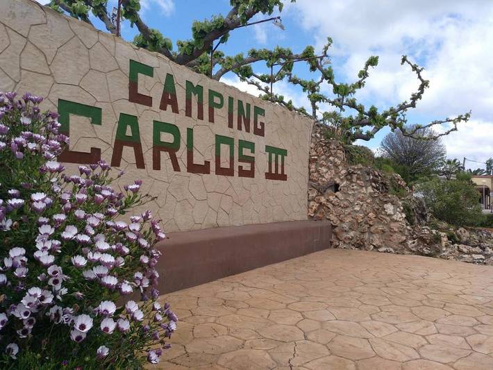 Parque de vacaciones para 4 personas, con piscina y jardín en La Carlota