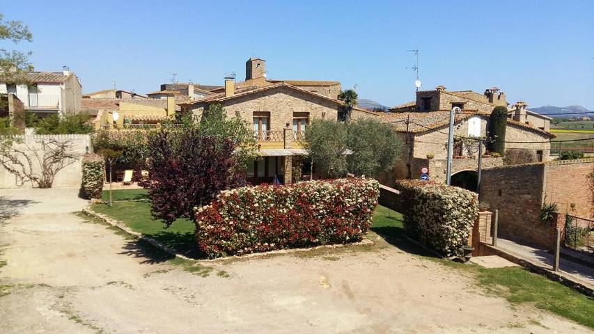 Casa rural para 4 personas, con Balcón y Terraza además de Jardín y Vistas en Peratallada - 2