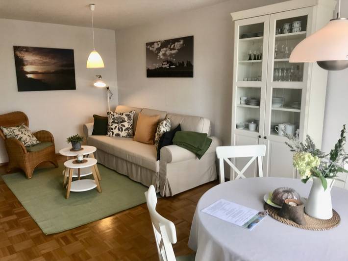 Ganze Wohnung, Haus Am Apfelweg - 'Apartment Jonagold, 70qm' mit Seeblick, privater Terrasse und Wlan in Kippenhausen, Immenstaad am Bodensee