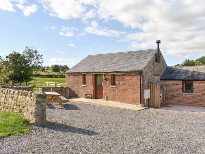 Cottage for 2 people, with garden, with pets in North Yorkshire