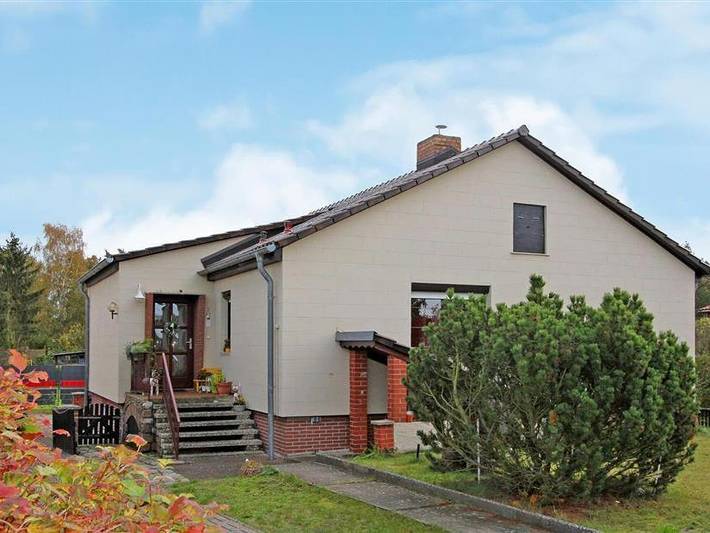 Ferienwohnung für 6 Personen, mit Terrasse und Garten sowie Ausblick